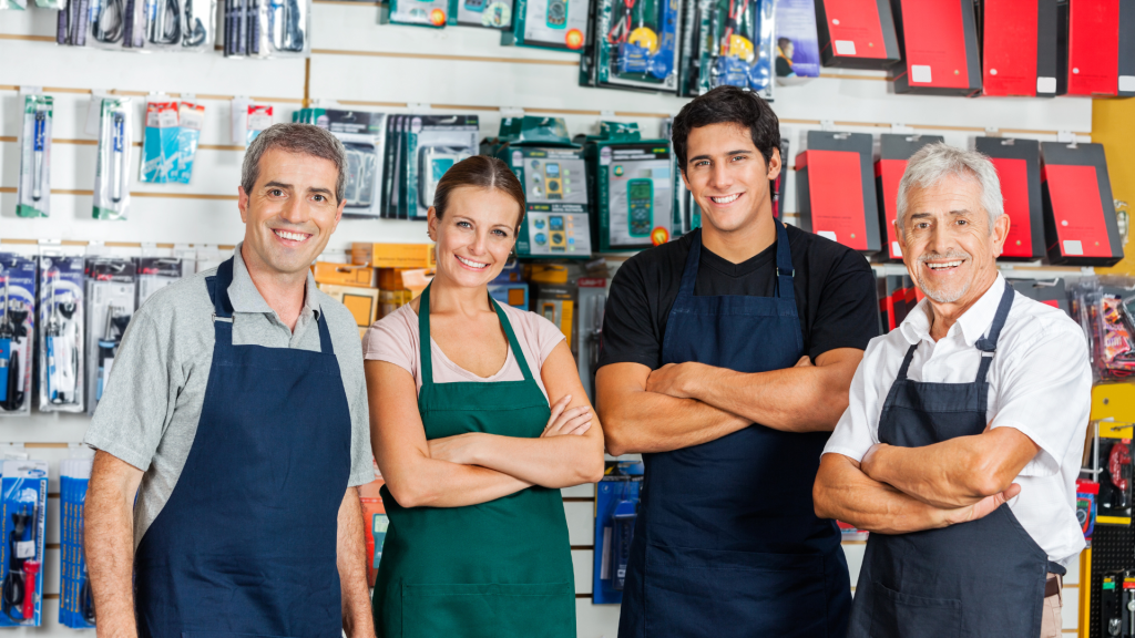 Trabajadores de retail motivados y felices